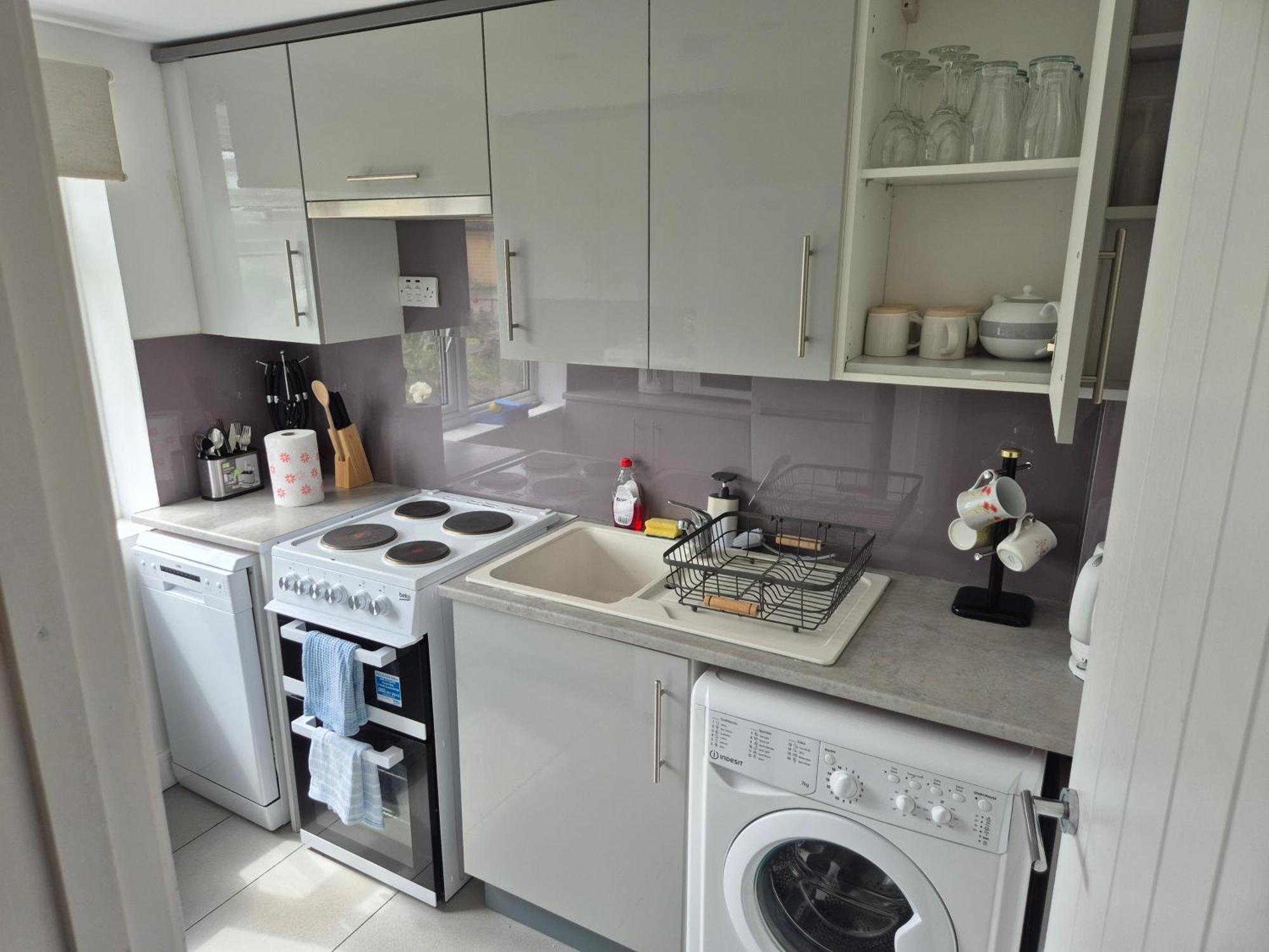 Lovely & Beautiful 2 Bed-Apartment In Borehamwood Dış mekan fotoğraf